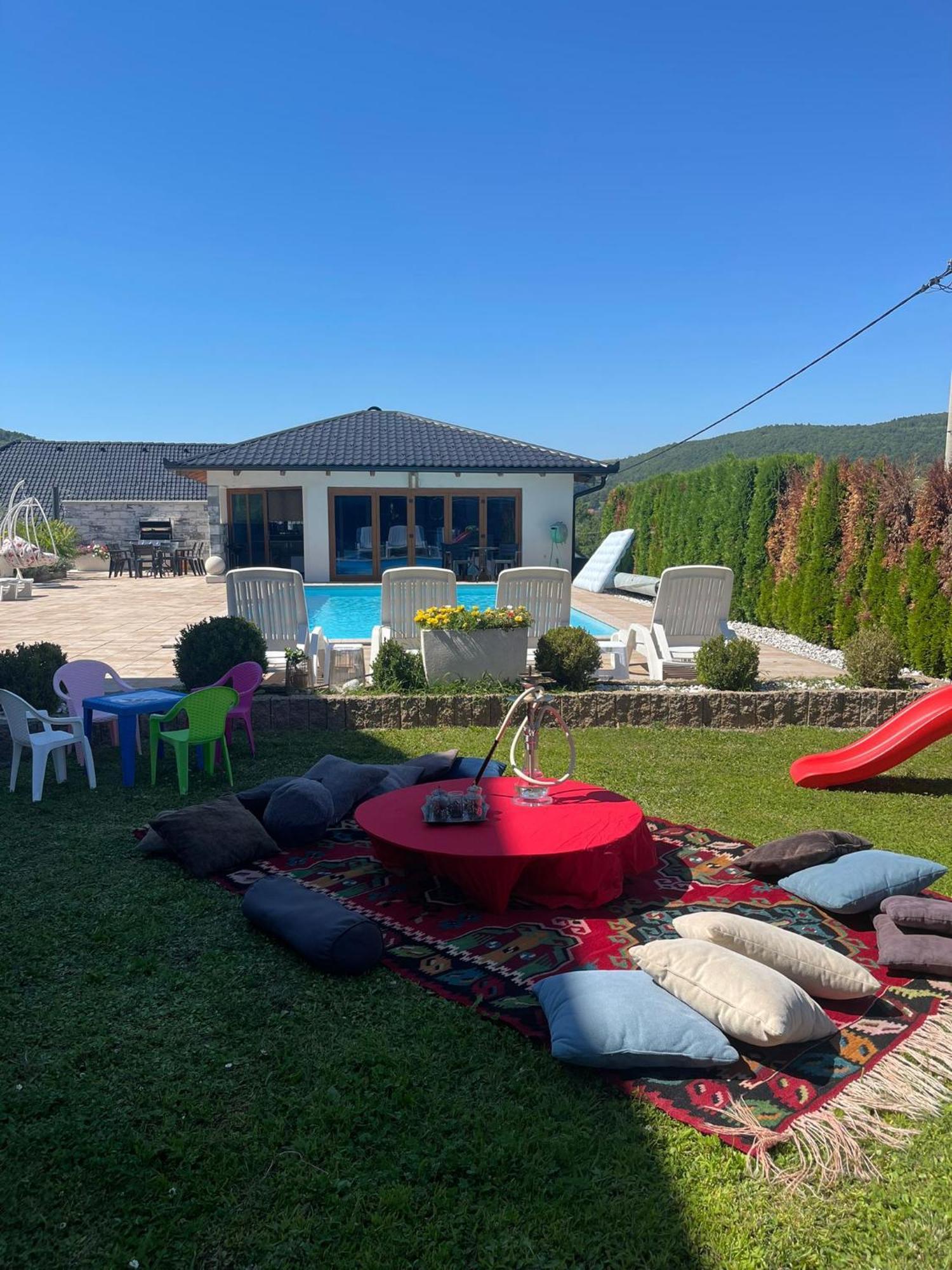 Villa De Luxe Bihać Exteriör bild