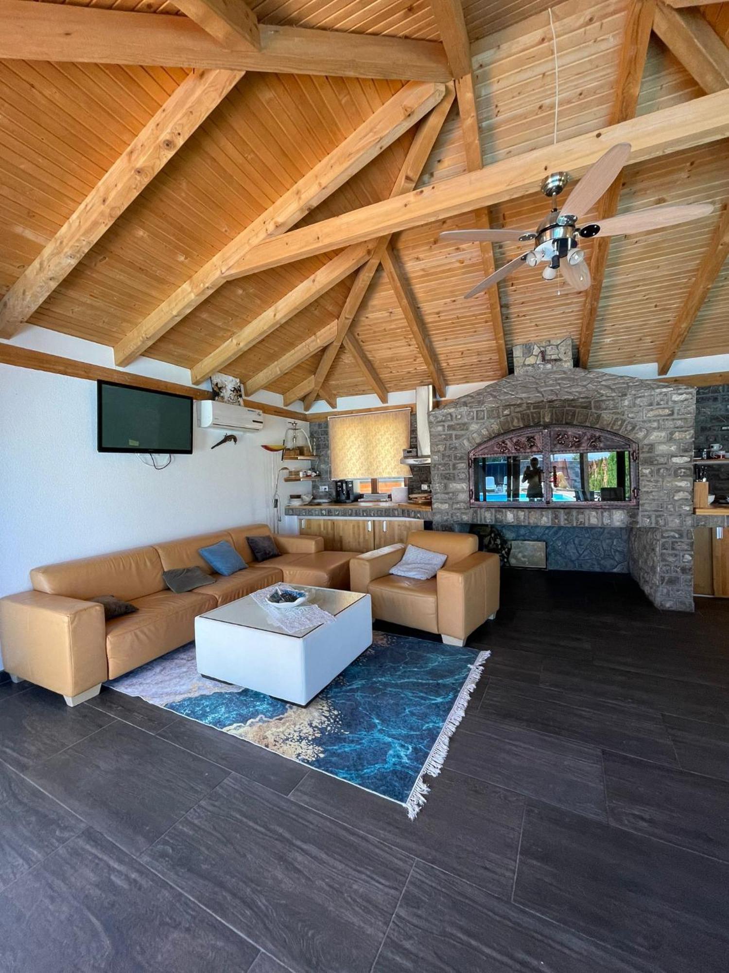 Villa De Luxe Bihać Exteriör bild